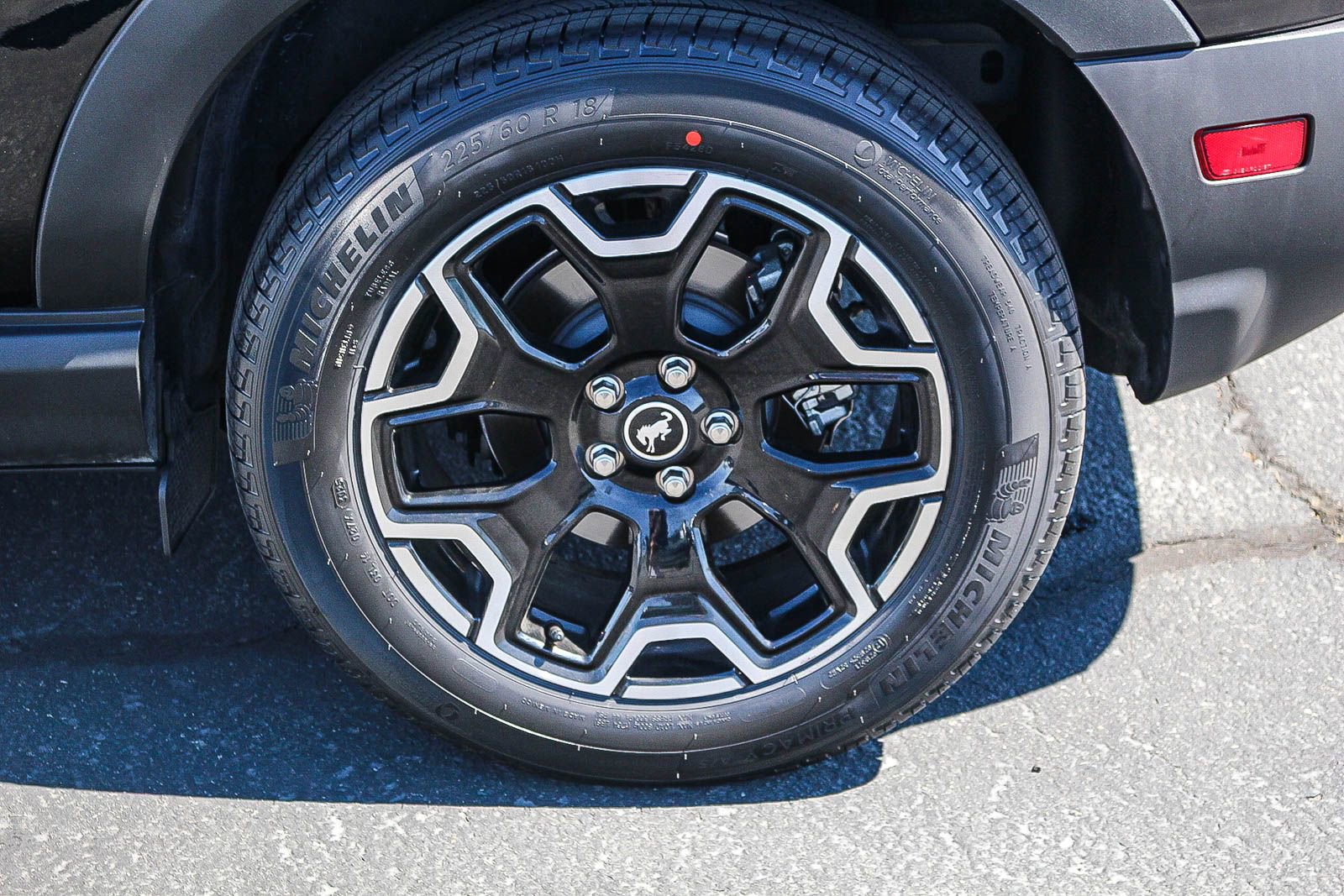 Certified 2025 Ford Bronco Sport Outer Banks w/ Outer Banks Tech Package+ AWD/4WD image 11