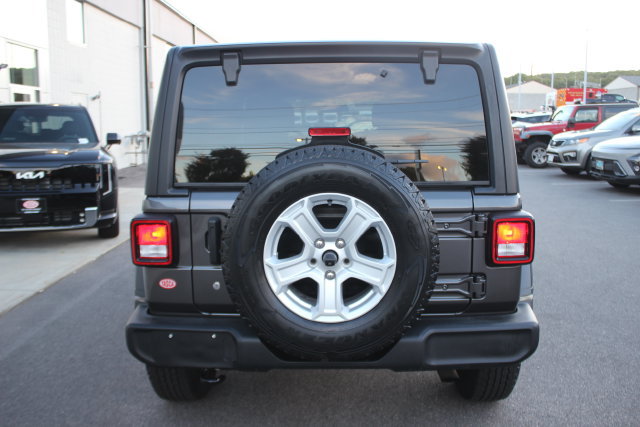 Used 2019 Jeep Wrangler Unlimited Sport S AWD/4WD image 25