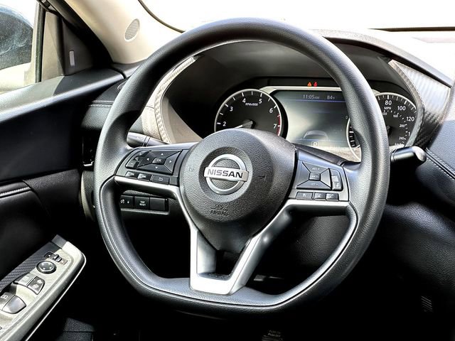 Used 2023 Nissan Sentra SV image 30