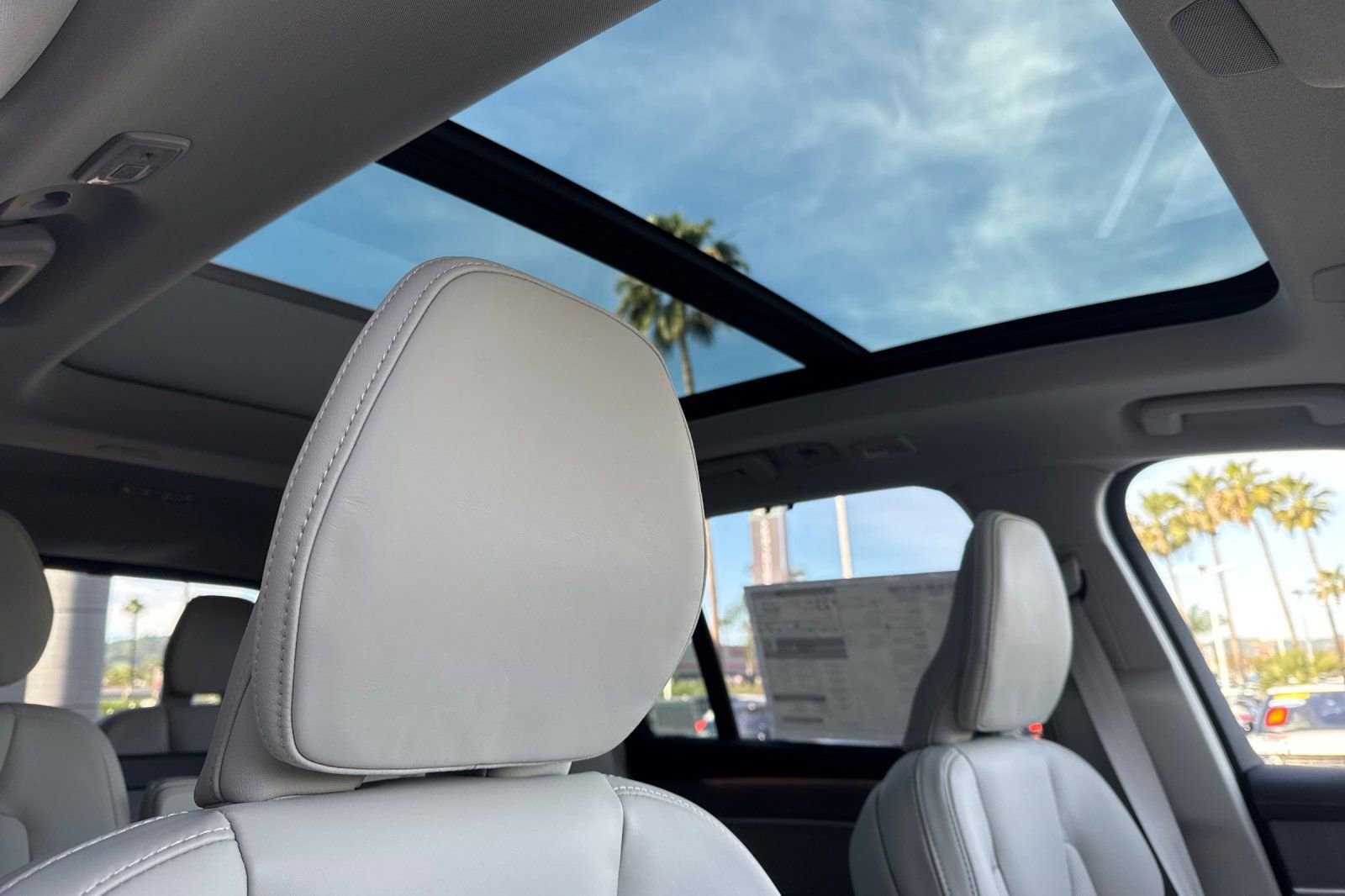 New 2026 Volvo XC90 B6 Ultra w/ Protection Package AWD/4WD image 18