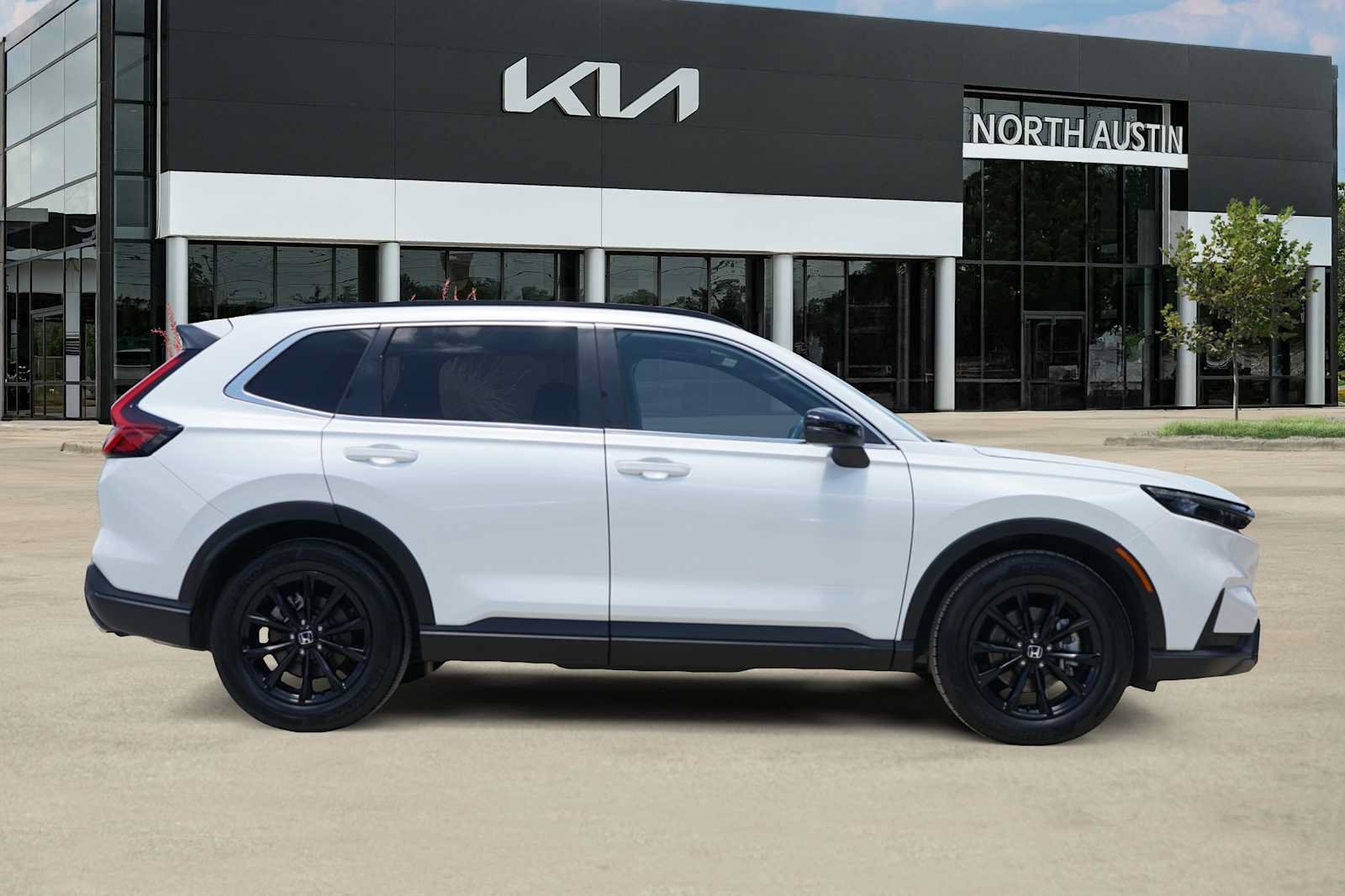 Used 2024 Honda CR-V Sport-L image 6