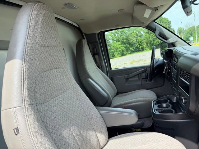 Used 2019 Chevrolet Express 3500 w/ Power Convenience Package RWD image 14