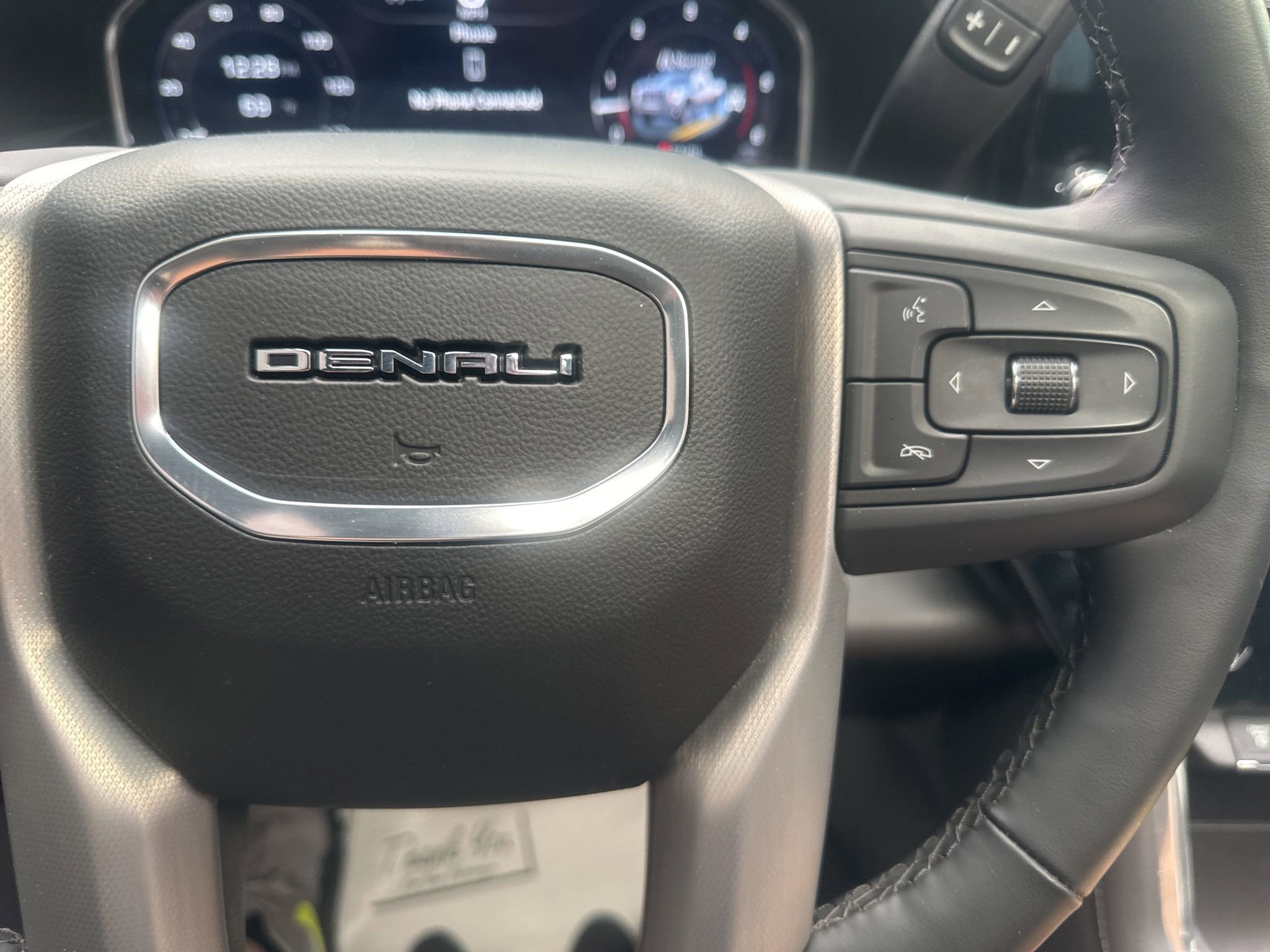 Used 2025 GMC Sierra 3500 Denali w/ Denali Reserve Package AWD/4WD image 36