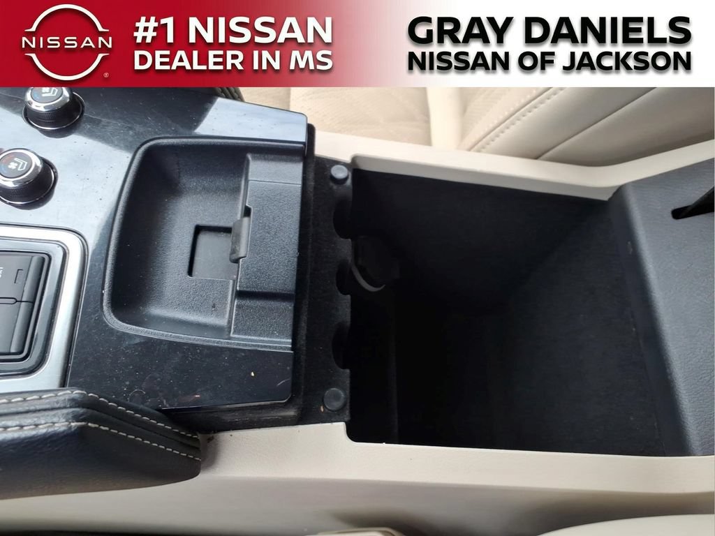 Used 2023 Nissan Maxima Platinum w/ Sport Mat Group FWD image 20