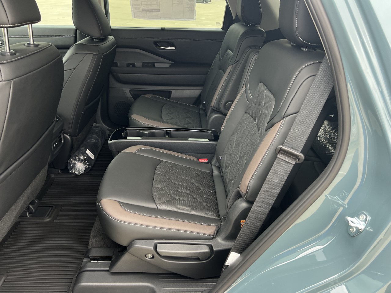 New 2026 Nissan Pathfinder Platinum AWD/4WD image 15