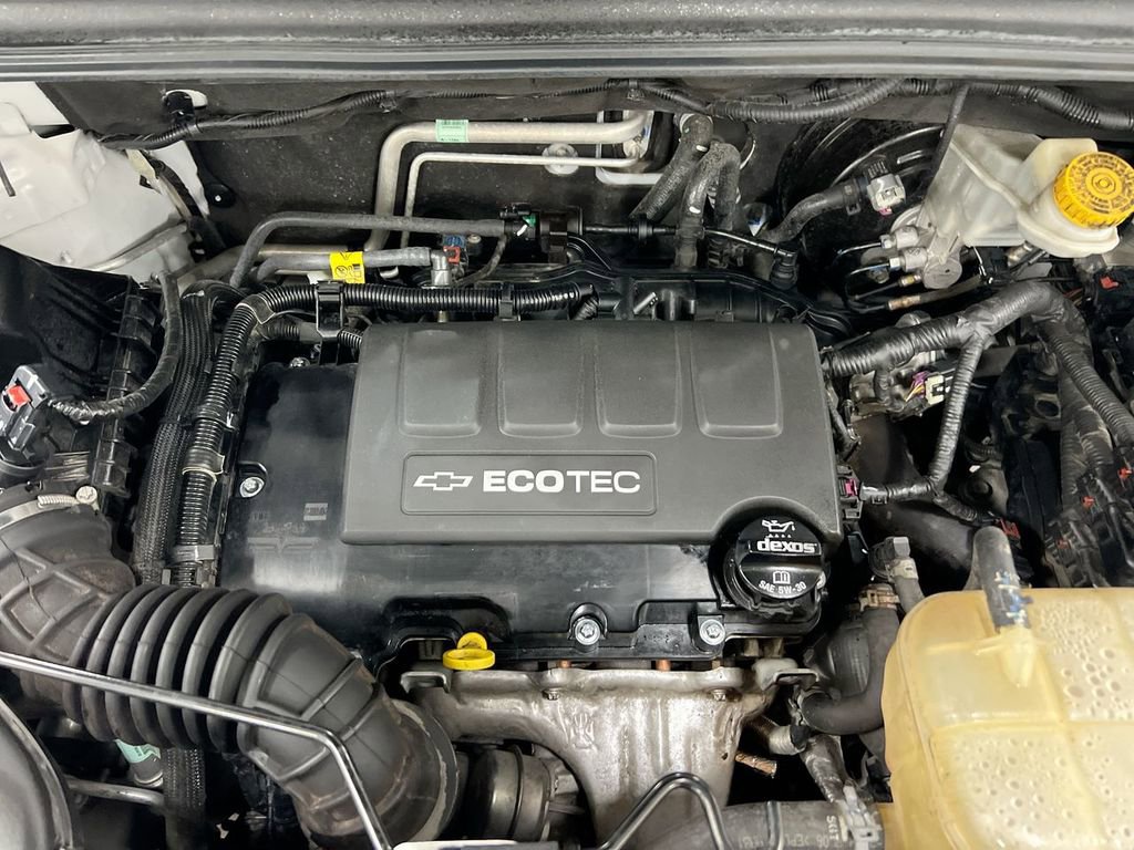 Used 2019 Chevrolet Trax LT w/ LT Convenience Package image 24