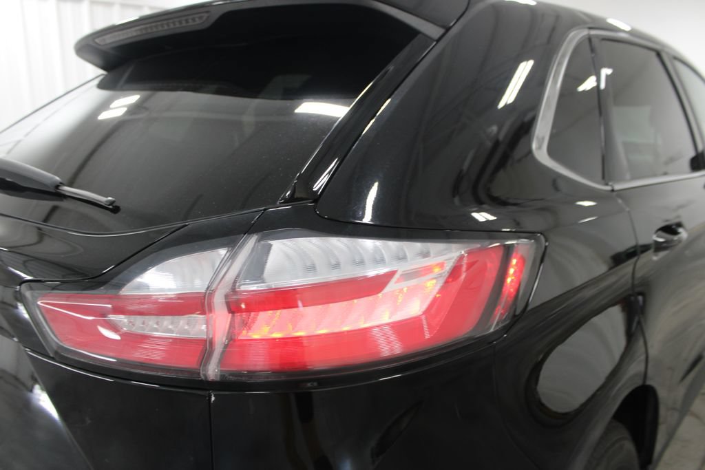 Used 2024 Ford Edge SEL AWD/4WD image 19