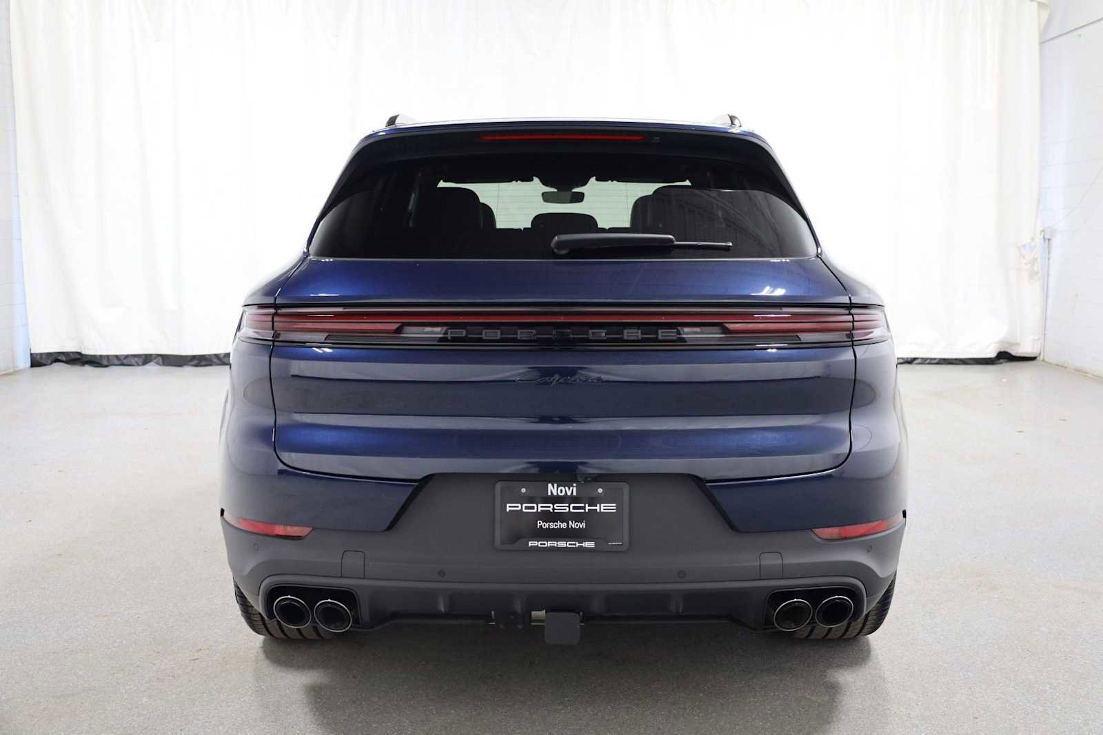 Certified 2025 Porsche Cayenne image 7