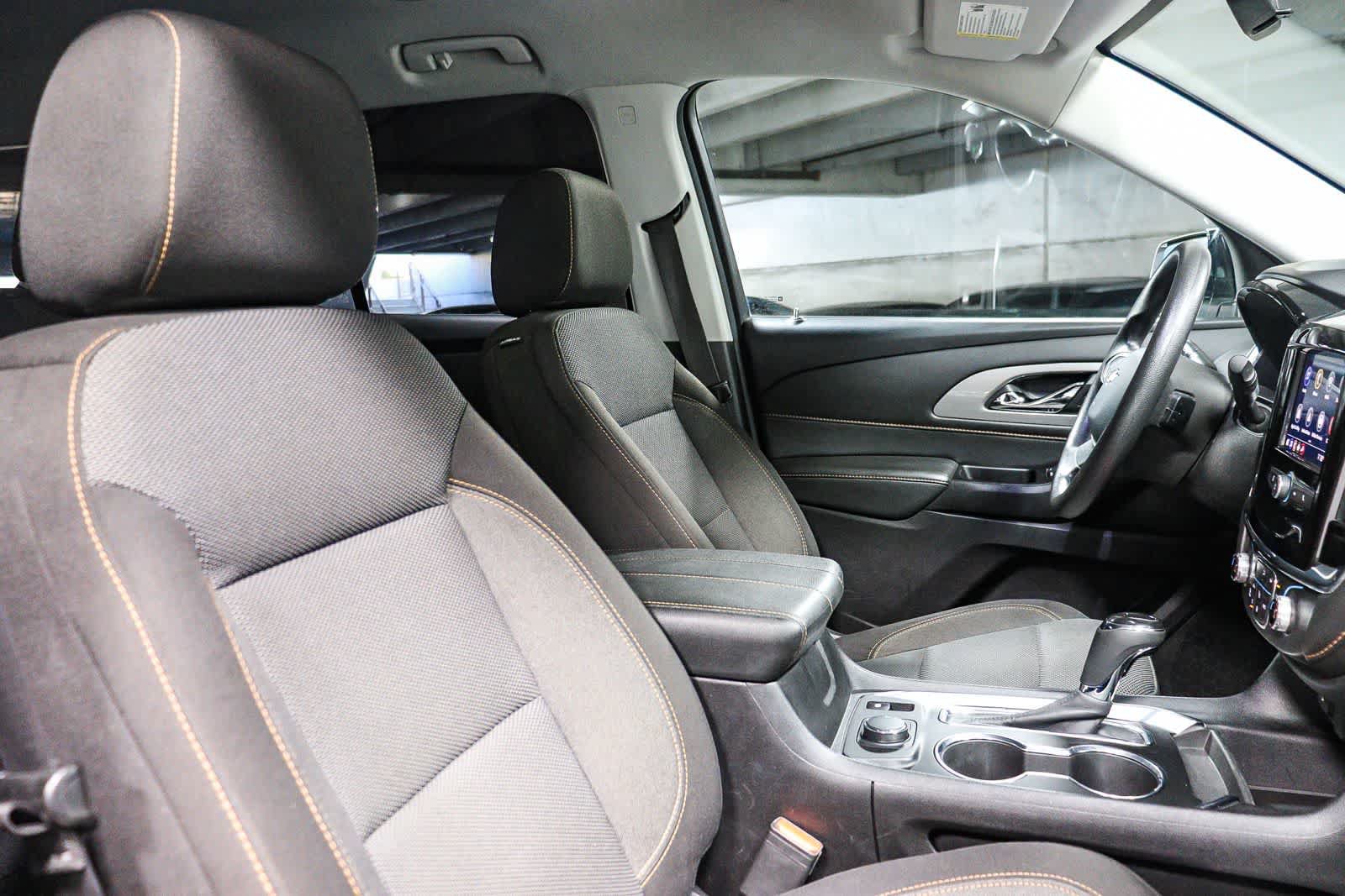 Used 2020 Chevrolet Traverse LS FWD image 17