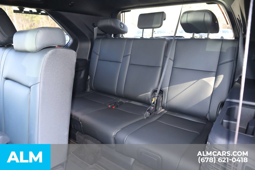 Used 2025 Toyota Sequoia Limited AWD/4WD image 21