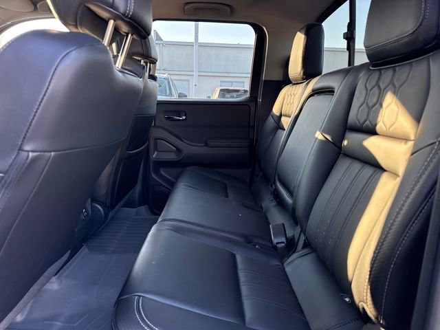 Used 2024 Nissan Frontier SL w/ Technology Package image 10