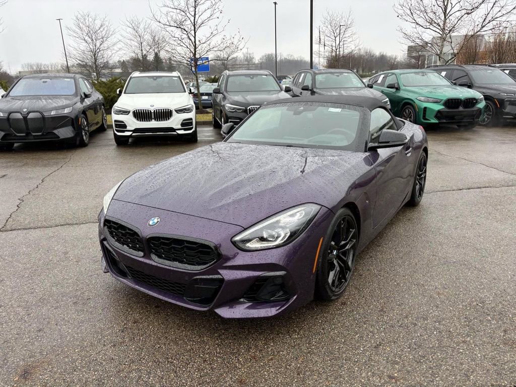Used 2025 BMW Z4 M40i w/ Premium Package image 3