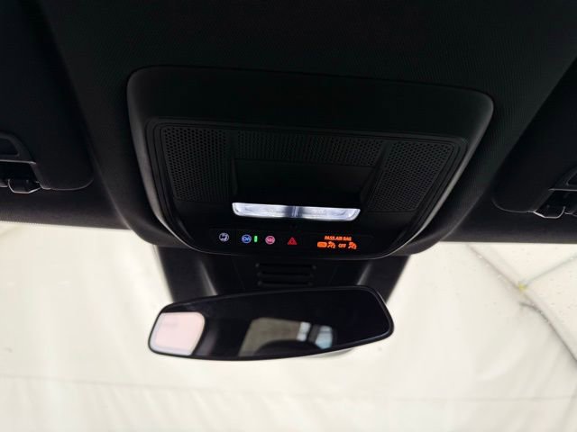 New 2026 Chevrolet Equinox EV LT AWD/4WD image 38