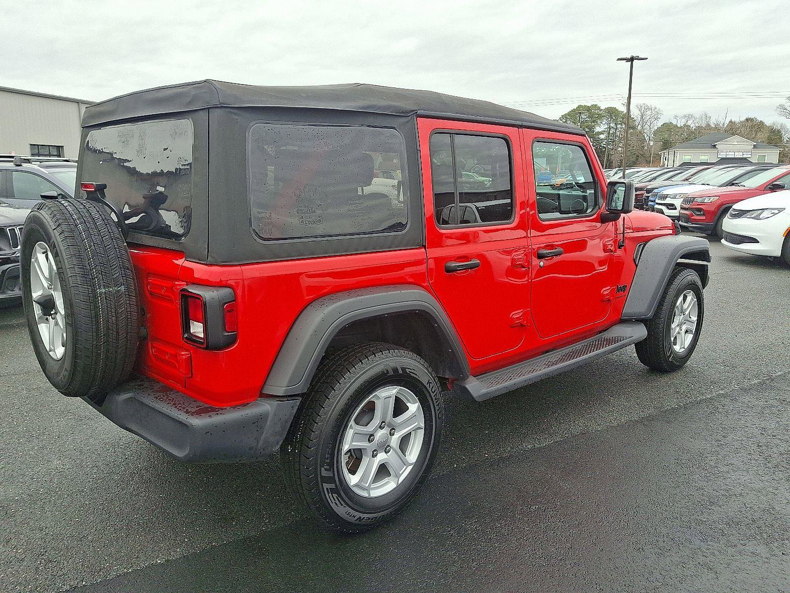 Used 2023 Jeep Wrangler Sport S image 4
