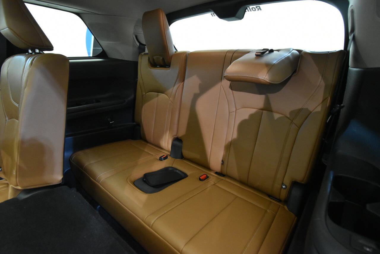 Used 2022 INFINITI QX60 Sensory w/ Vision Package image 15