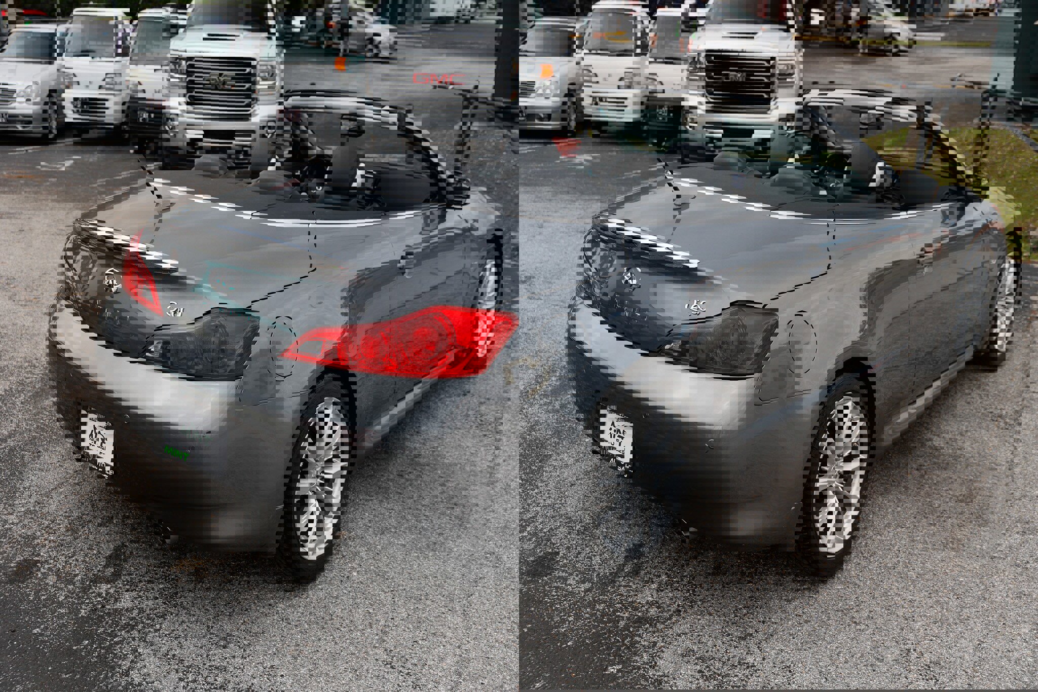 Used 2014 INFINITI Q60 Convertible w/ Premium Package image 16