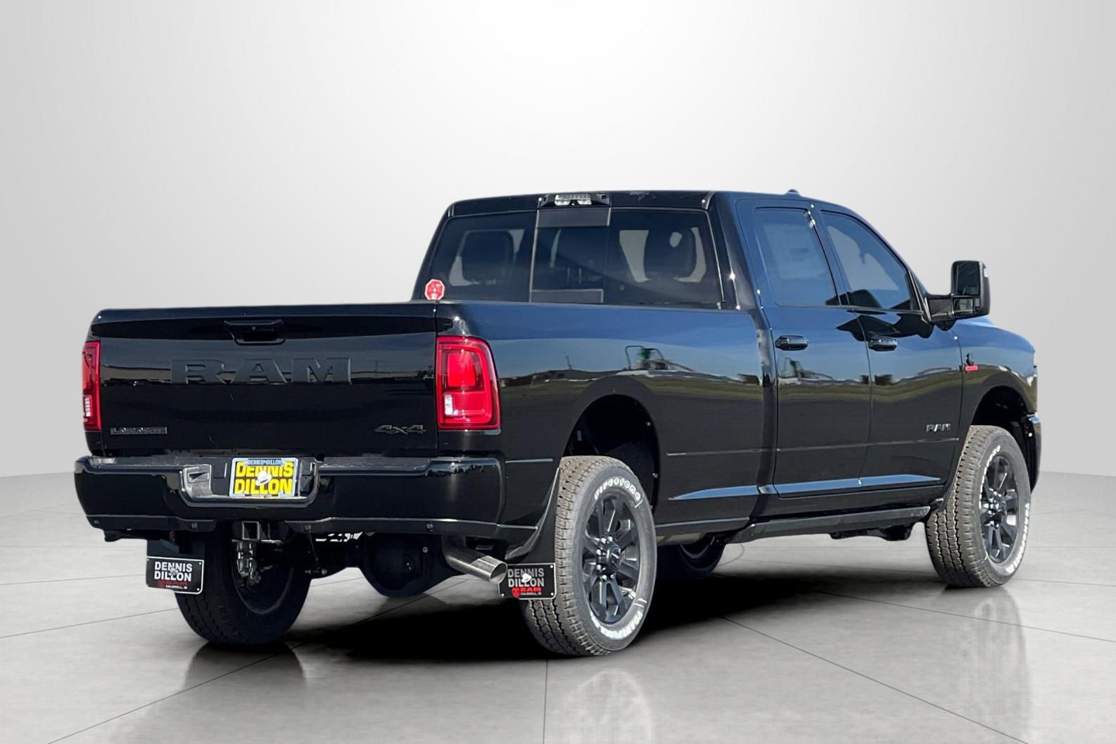New 2026 RAM 3500 Laramie AWD/4WD image 5