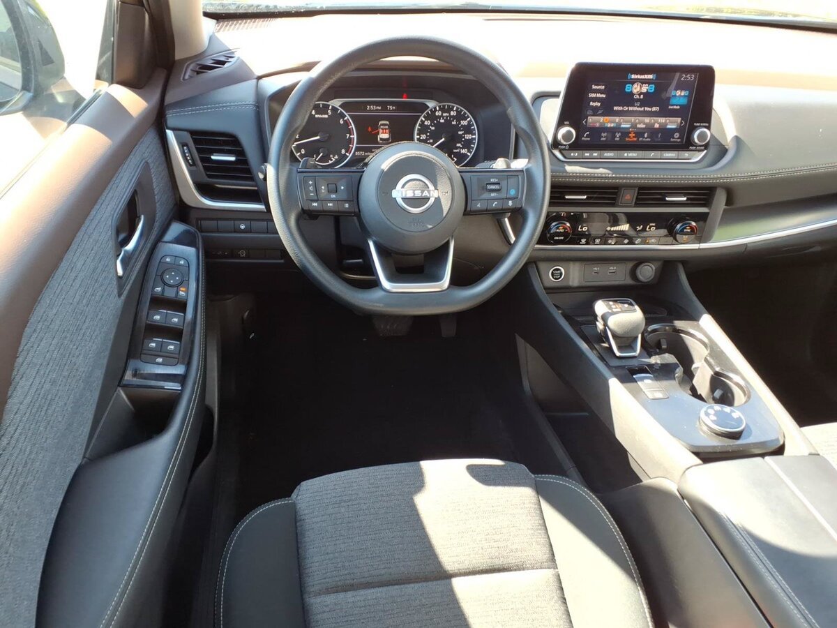 Used 2023 Nissan Rogue SV AWD/4WD image 11