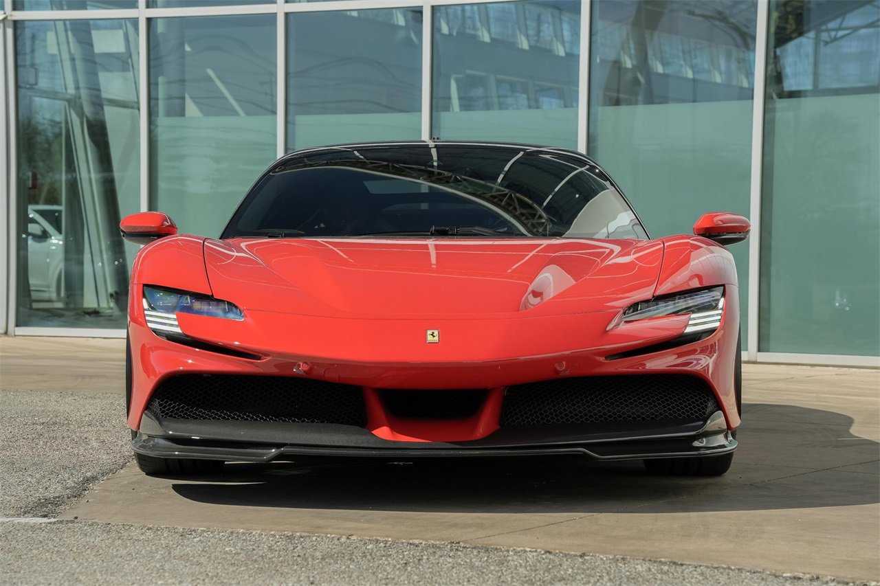 Used 2021 Ferrari SF90 Stradale Base image 4