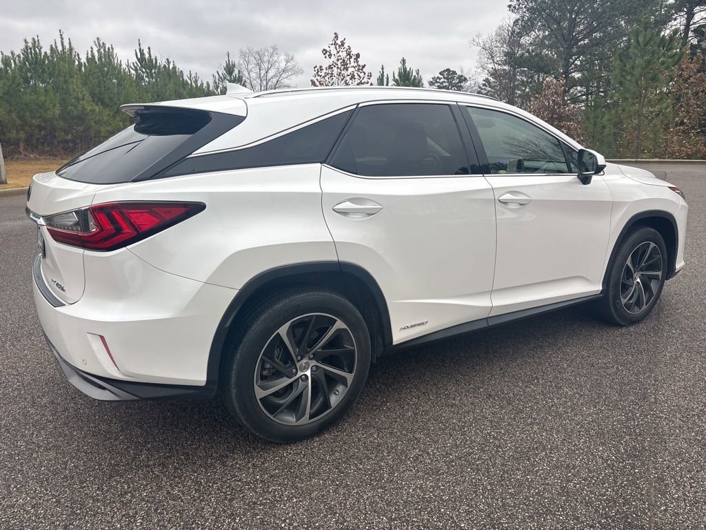 Used 2017 Lexus RX 450h AWD image 3