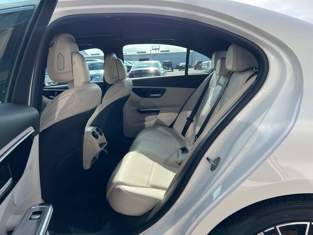 Used 2022 Mercedes-Benz C 300 4MATIC Sedan image 25
