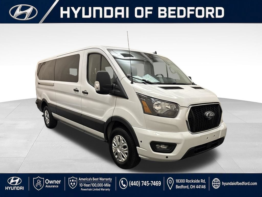 Used 2024 Ford Transit 350 XLT RWD image 3