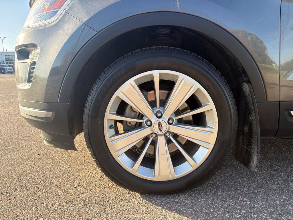 Used 2019 Ford Explorer Limited w/ Class III Trailer Tow Package AWD/4WD image 42