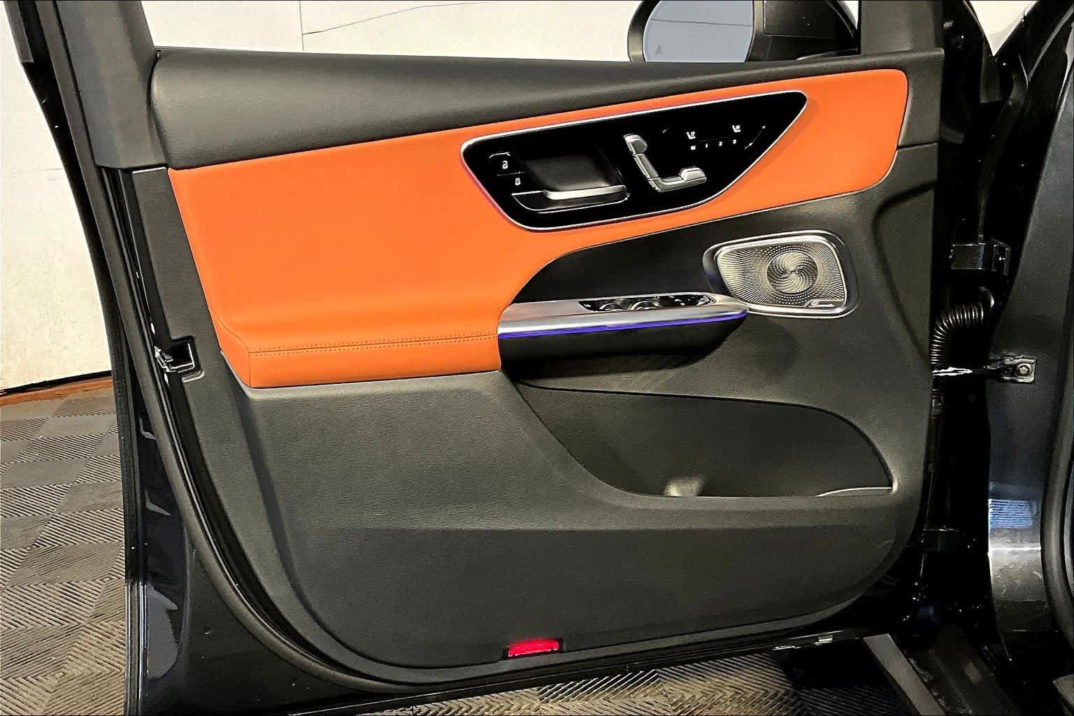 New 2026 Mercedes-Benz GLC 300 4MATIC image 11