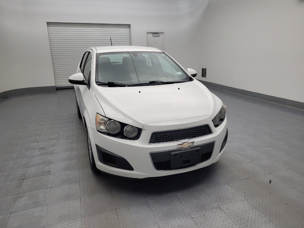 Used 2016 Chevrolet Sonic LT FWD image 14