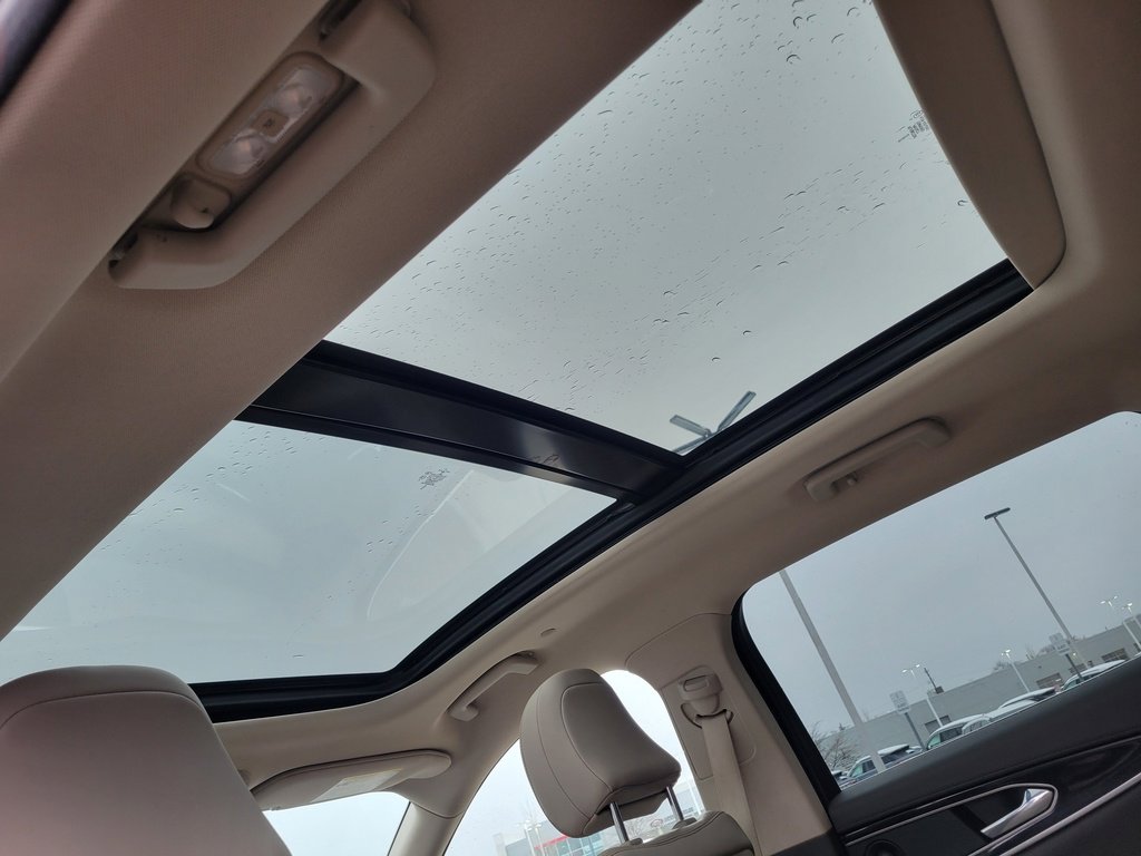 Used 2021 Lincoln Nautilus Reserve image 6