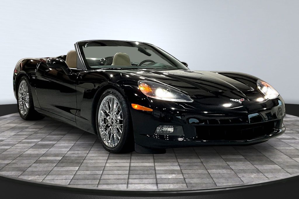 Used 2005 Chevrolet Corvette Convertible w/ Preferred Equipment Group RWD image 1