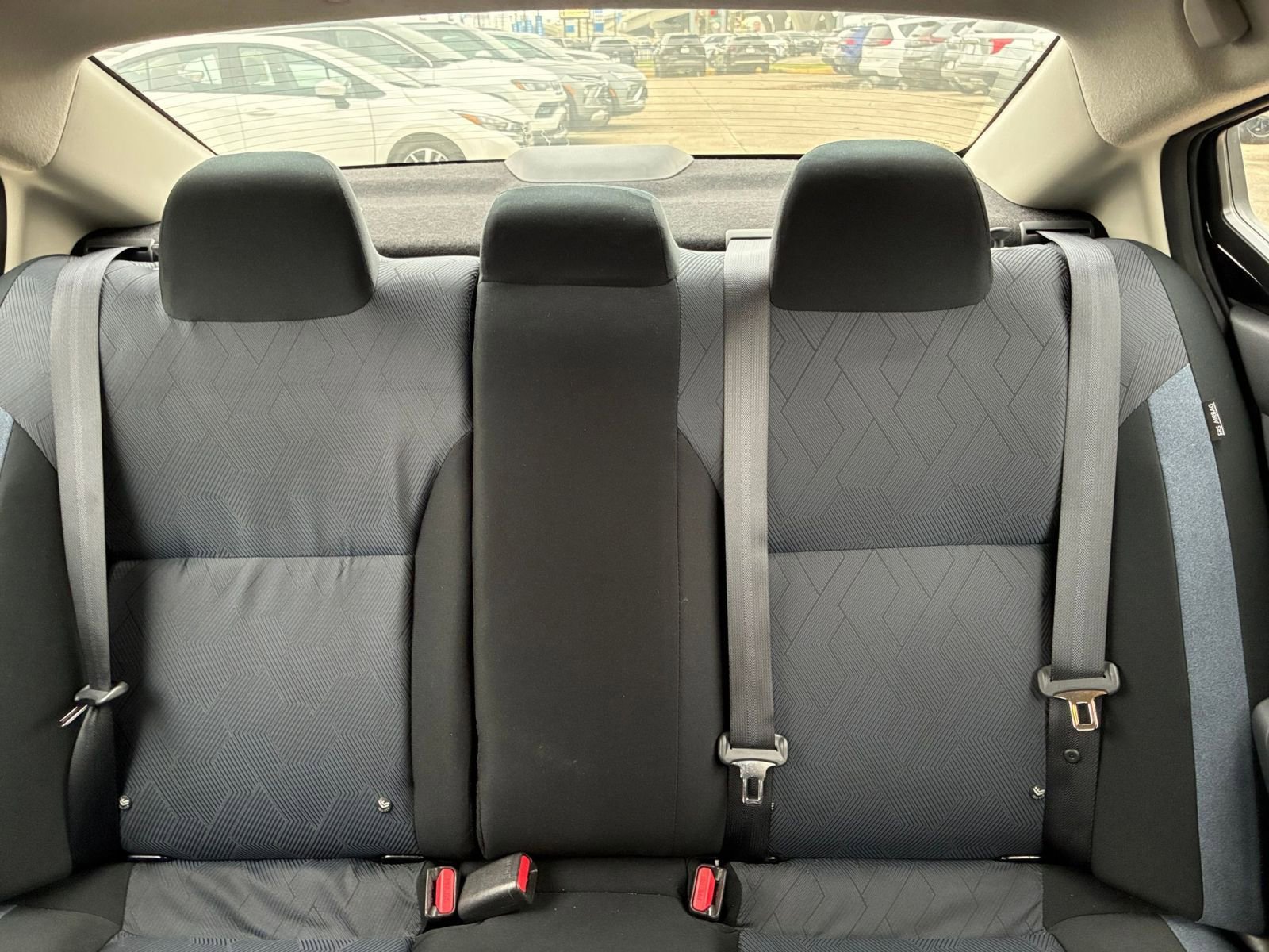 Used 2025 Nissan Versa SV image 30