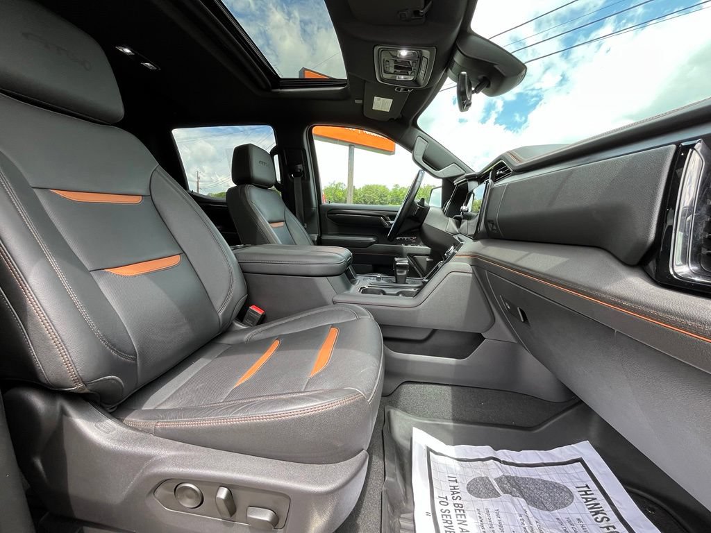 Used 2024 GMC Sierra 1500 AT4 w/ Technology Package AWD/4WD image 33