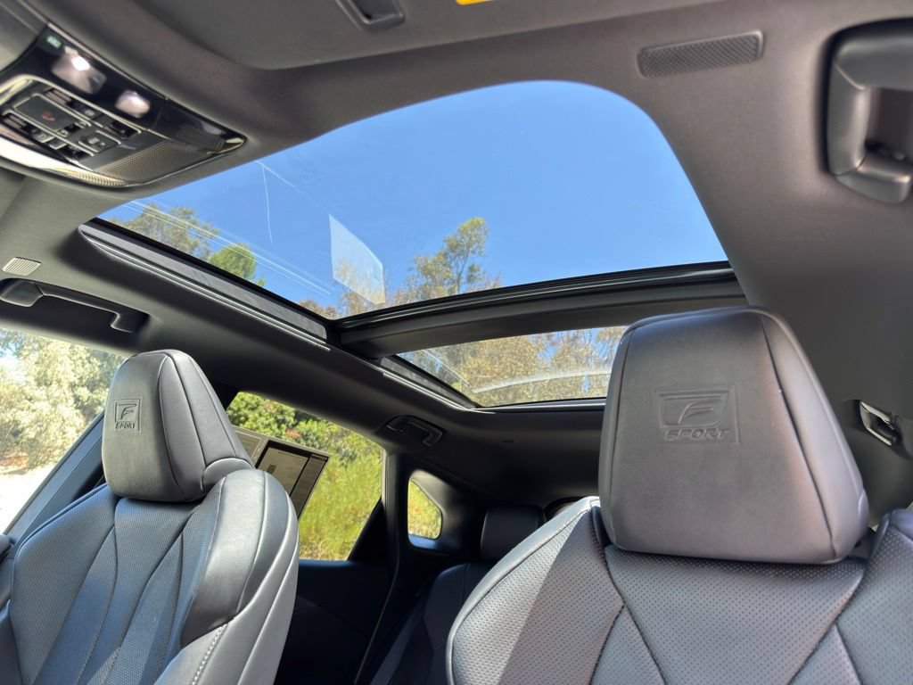 Used 2023 Lexus RX 500h F Sport w/ Cold Area Package AWD/4WD image 18