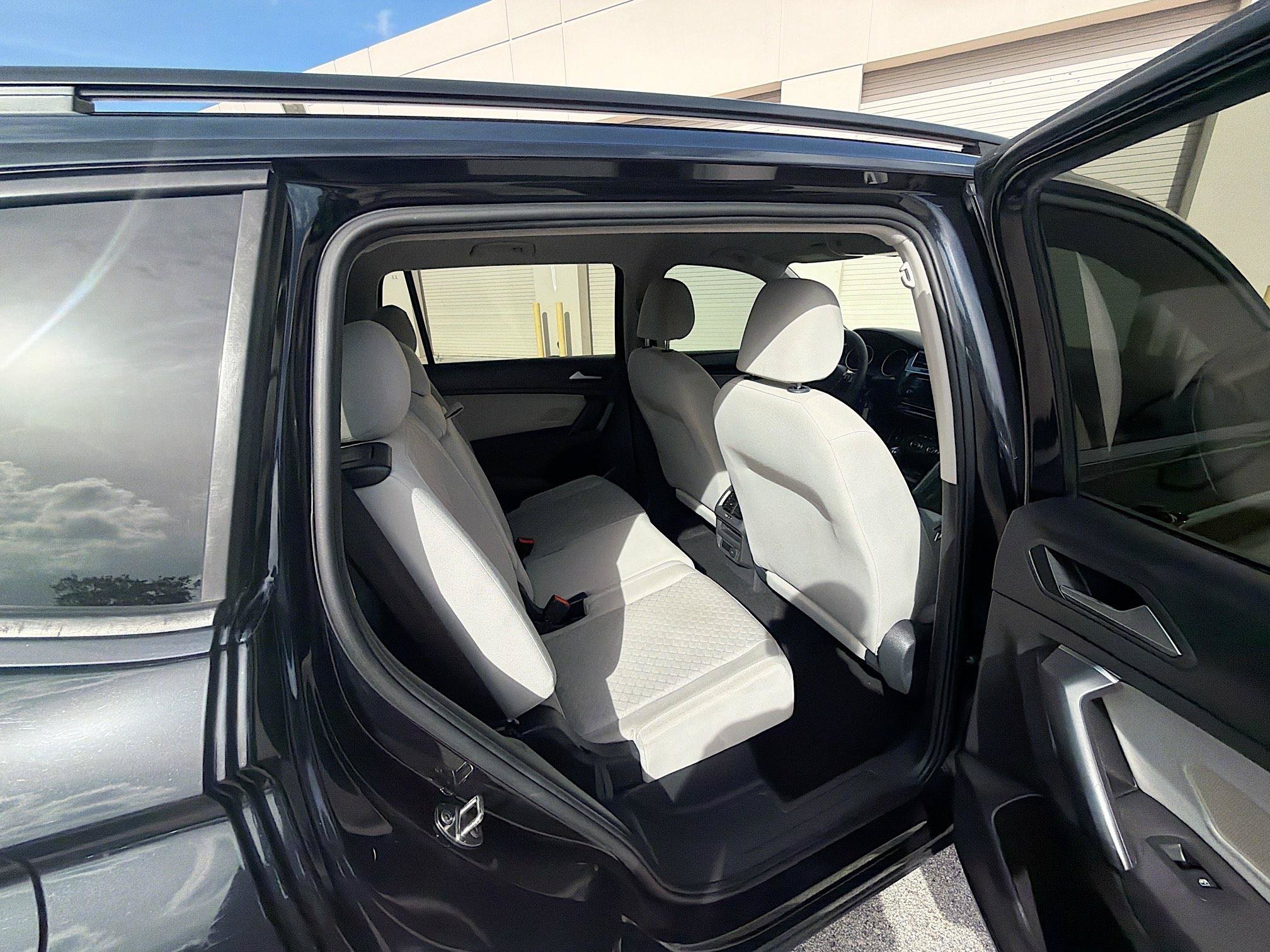 Used 2019 Volkswagen Tiguan S w/ Driver Assistance Package FWD image 28