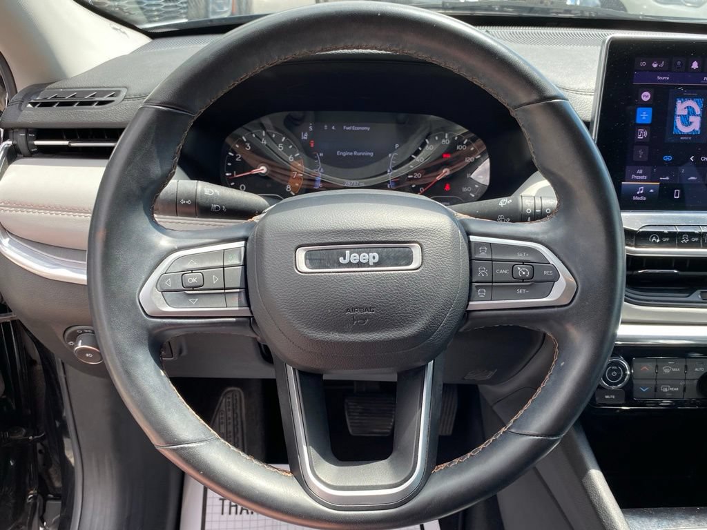Used 2022 Jeep Compass Limited AWD/4WD image 18