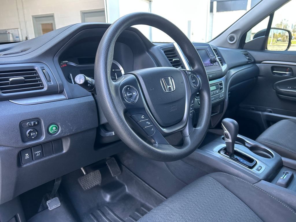 Used 2019 Honda Ridgeline Sport image 10