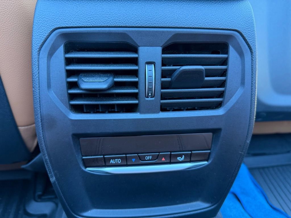 Used 2024 BMW 440i xDrive Convertible w/ Premium Package image 14