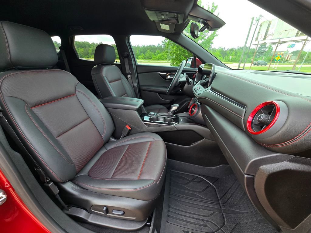 Used 2024 Chevrolet Blazer RS w/ Driver Confidence II Package FWD image 33