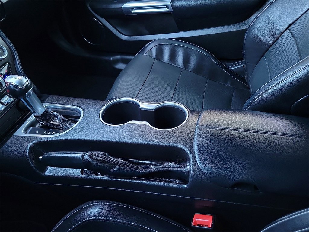 Used 2020 Ford Mustang Premium image 25
