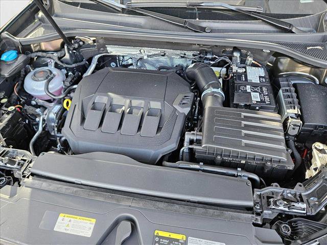 New 2025 Audi Q3 2.0T Premium w/ Convenience Package AWD/4WD image 16