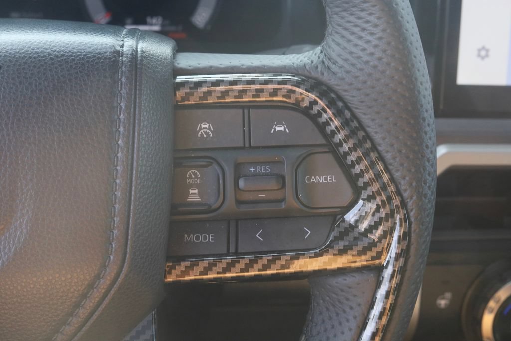 Used 2025 Toyota Tacoma TRD Sport w/ TRD Sport Premium Package AWD/4WD image 10