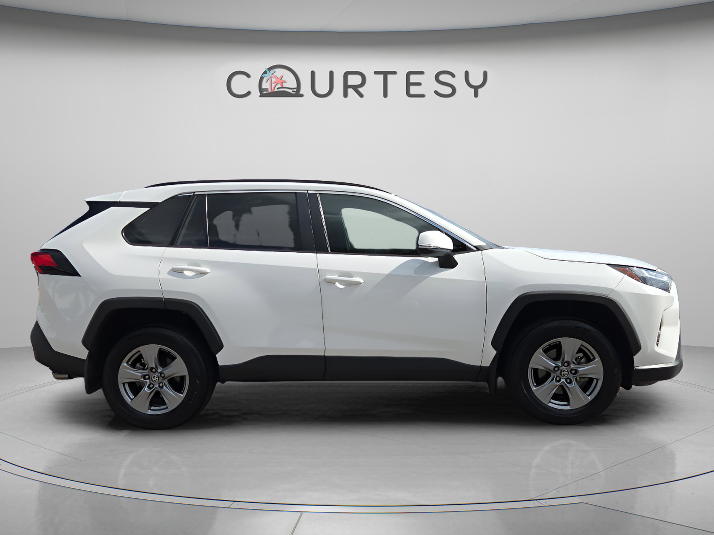 Certified 2024 Toyota RAV4 XLE FWD image 6