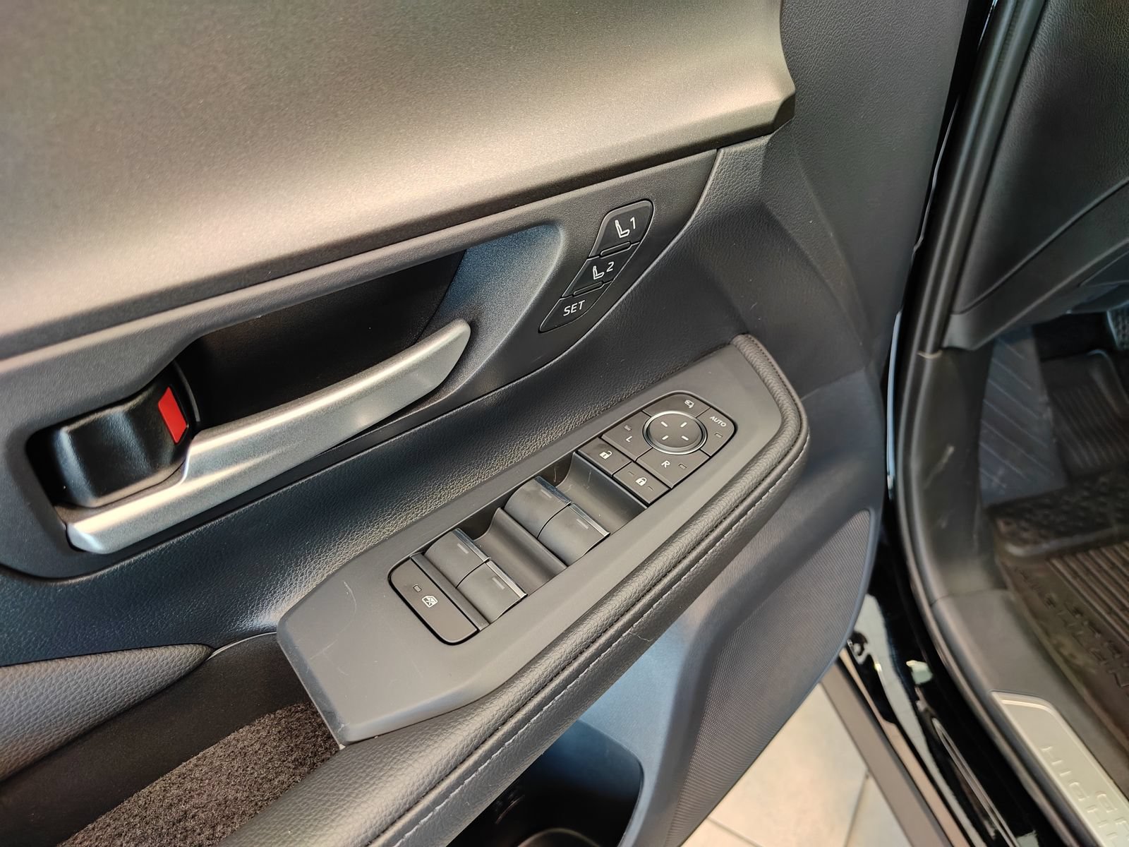 New 2026 Toyota Grand Highlander AWD Hybrid image 10
