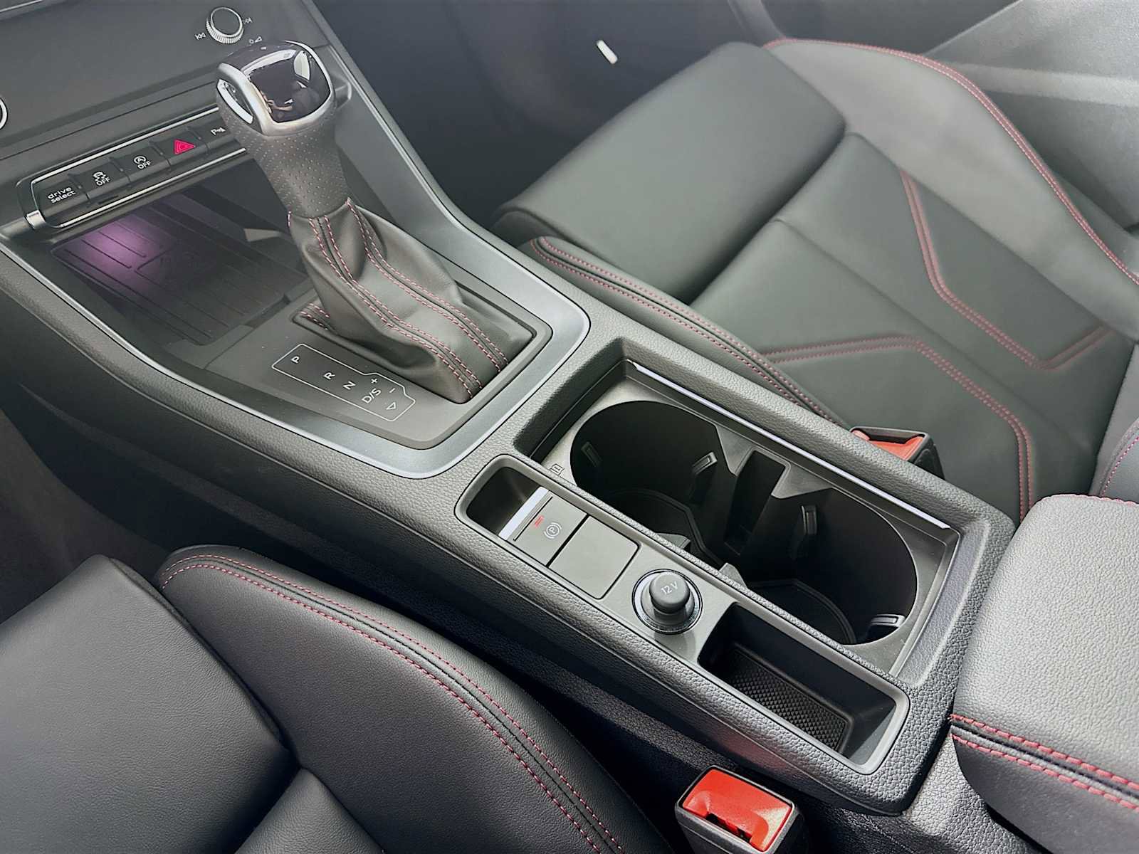 New 2025 Audi Q3 2.0T Premium Plus image 16