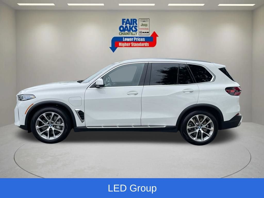 Used 2025 BMW X5 xDrive50e AWD/4WD image 10