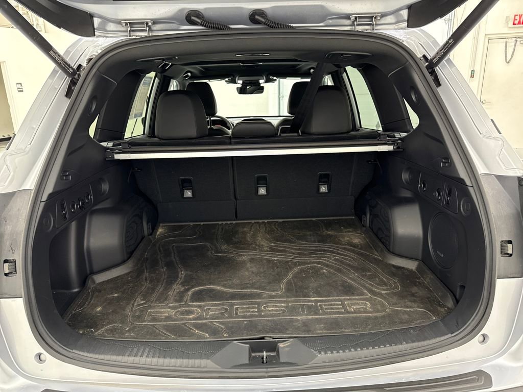 Certified 2025 Subaru Forester Limited image 26