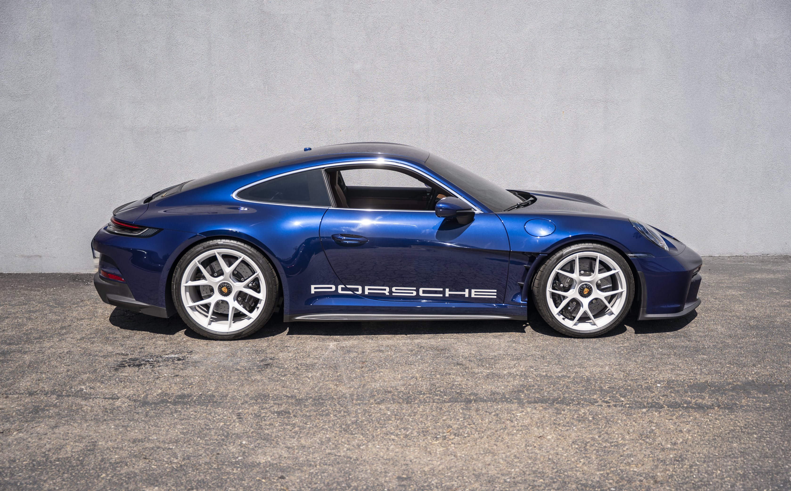 Used 2024 Porsche 911 GT3 RS RWD image 6
