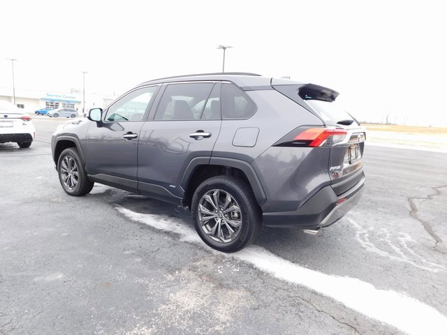 Used 2024 Toyota RAV4 Limited w/ Advanced Technology Package image 5