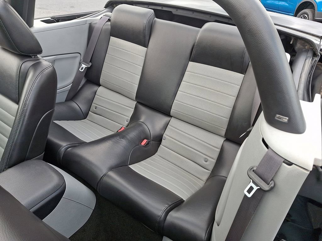 Used 2007 Ford Mustang GT Premium RWD image 12